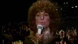 Barbra Streisand Sings Hatikvah and Talks to Golda Meir [upl. by Oad150]