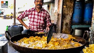 HOW TO MAKE CRISPY ONION FRITTERS  ONION PAKODA  HOW TO MAKE PYAZ PAKORA [upl. by Fricke]