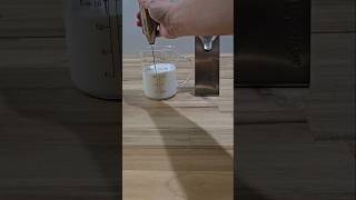 Aerolatte Handheld Milk Frother [upl. by Archibald]